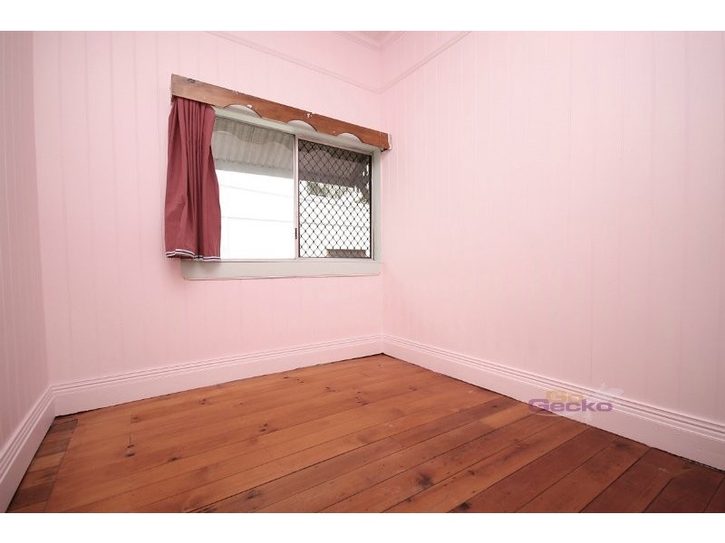 55 Cleveland Street, Greenslopes QLD 4120