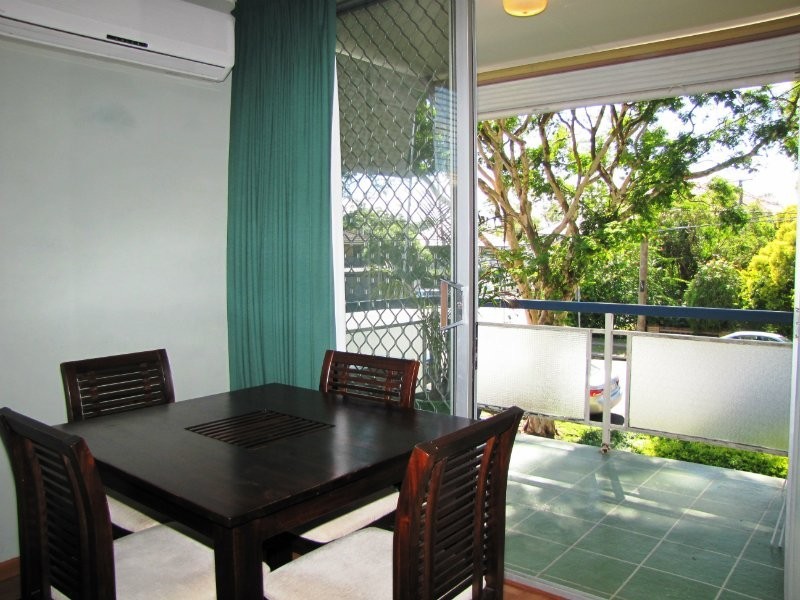 1/90 French Street, Coorparoo QLD 4151