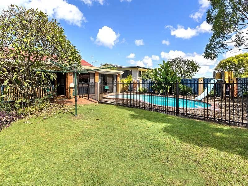 16 Allara Crescent, Ferny Hills QLD 4055