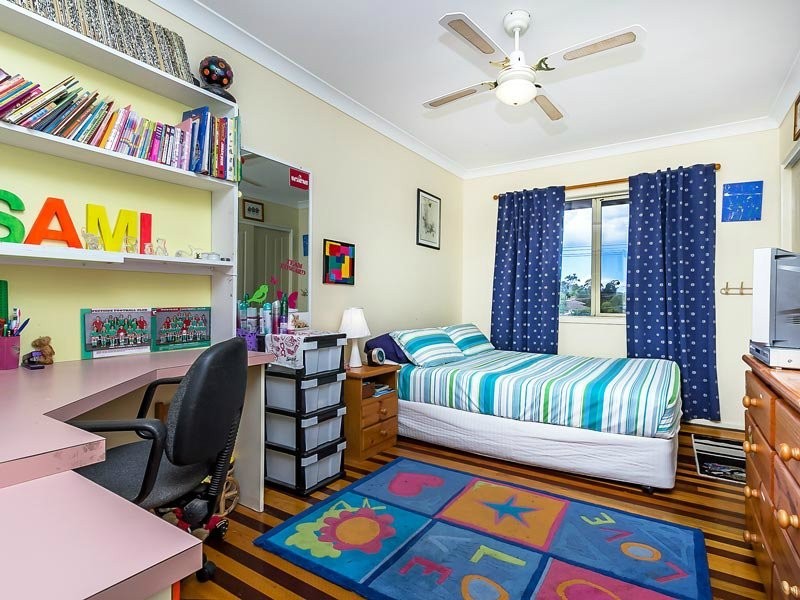 16 Allara Crescent, Ferny Hills QLD 4055