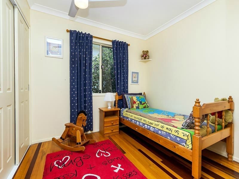 16 Allara Crescent, Ferny Hills QLD 4055