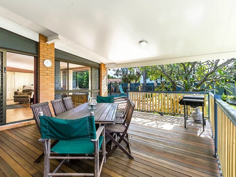 16 Allara Crescent, Ferny Hills QLD 4055