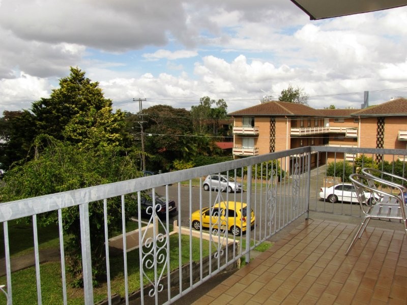 1/28 Grantson Street, Windsor QLD 4030