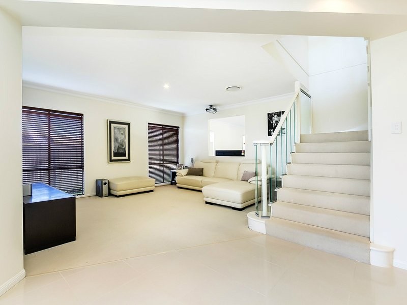 3 Butterwood Court, Arana Hills QLD 4054