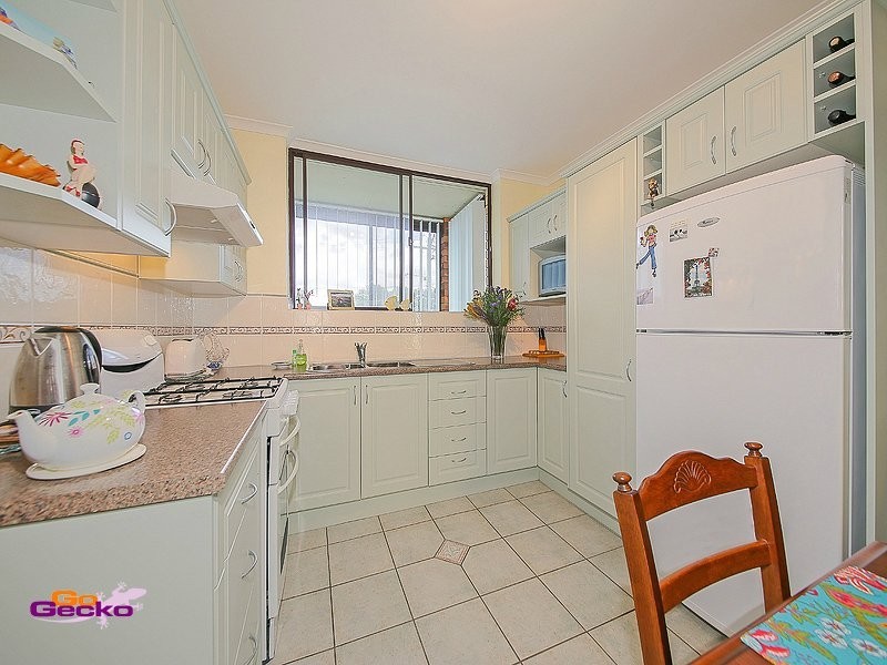 4/27 Lancaster Street, Coorparoo QLD 4151