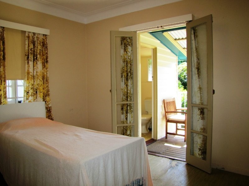 25 Webb Street, Stafford QLD 4053