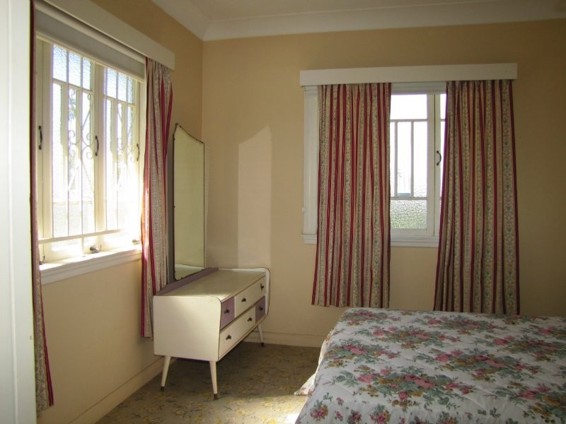 25 Webb Street, Stafford QLD 4053