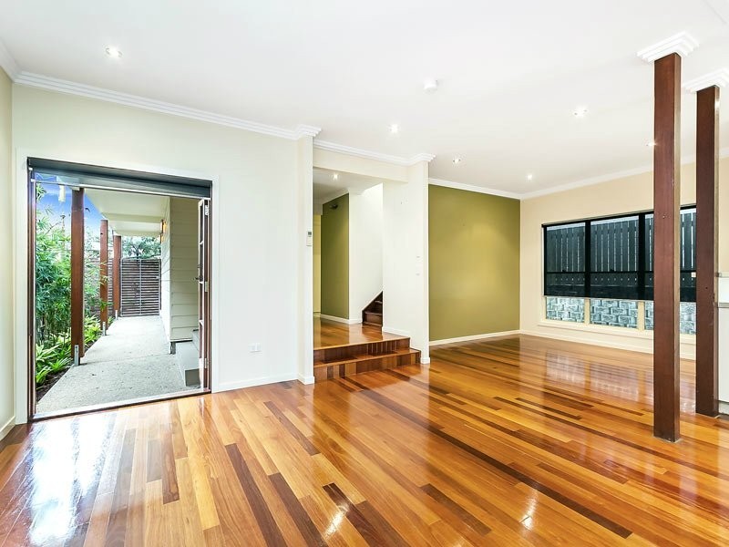 13 Rougham Street, Windsor QLD 4030