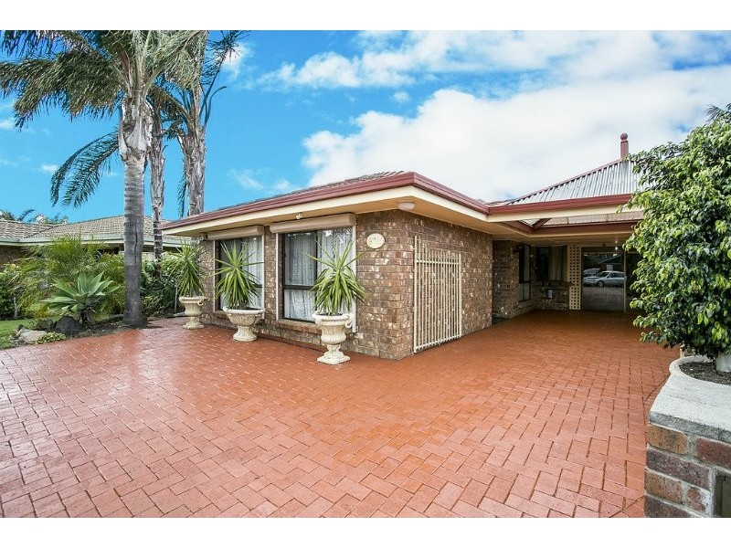 8 Sturt Close, Grange SA 5022