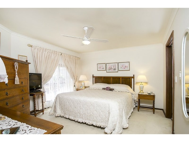 8 Sturt Close, Grange SA 5022