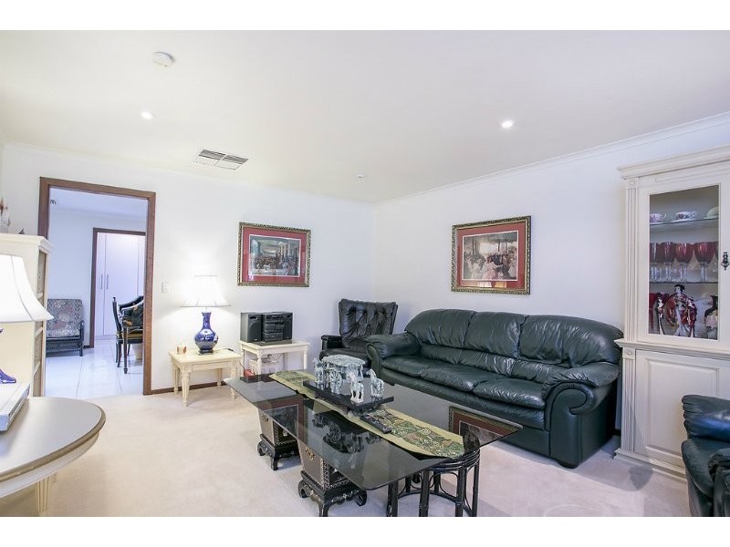 8 Sturt Close, Grange SA 5022