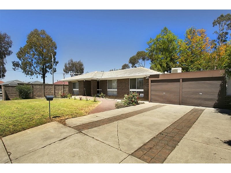 14 Manitoba Way, West Lakes SA 5021