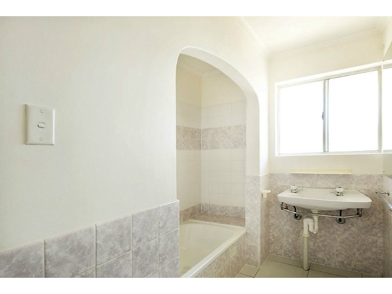 14 Manitoba Way, West Lakes SA 5021