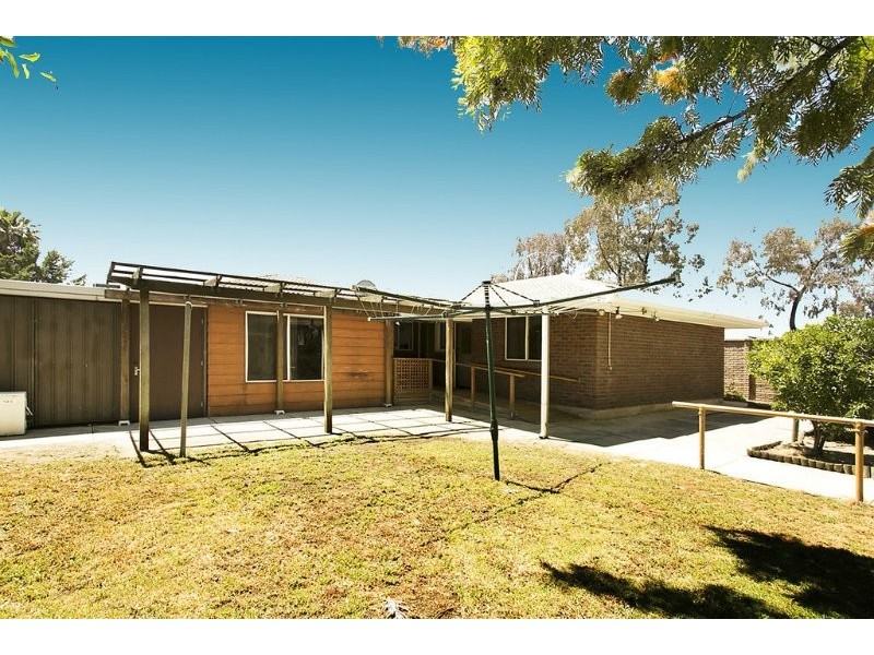 14 Manitoba Way, West Lakes SA 5021