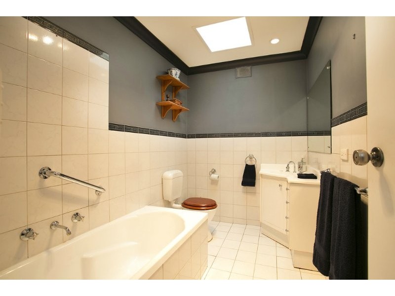 16 Orleana Street, Flagstaff Hill SA 5159