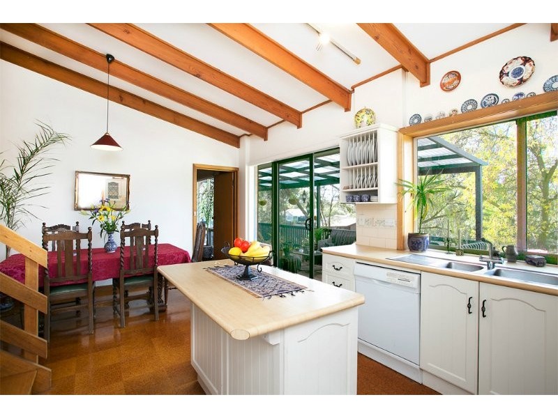 16 Orleana Street, Flagstaff Hill SA 5159