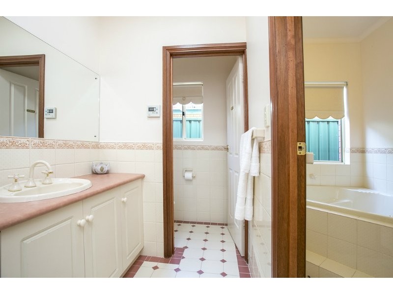 6 Rawson Drive, Allenby Gardens SA 5009