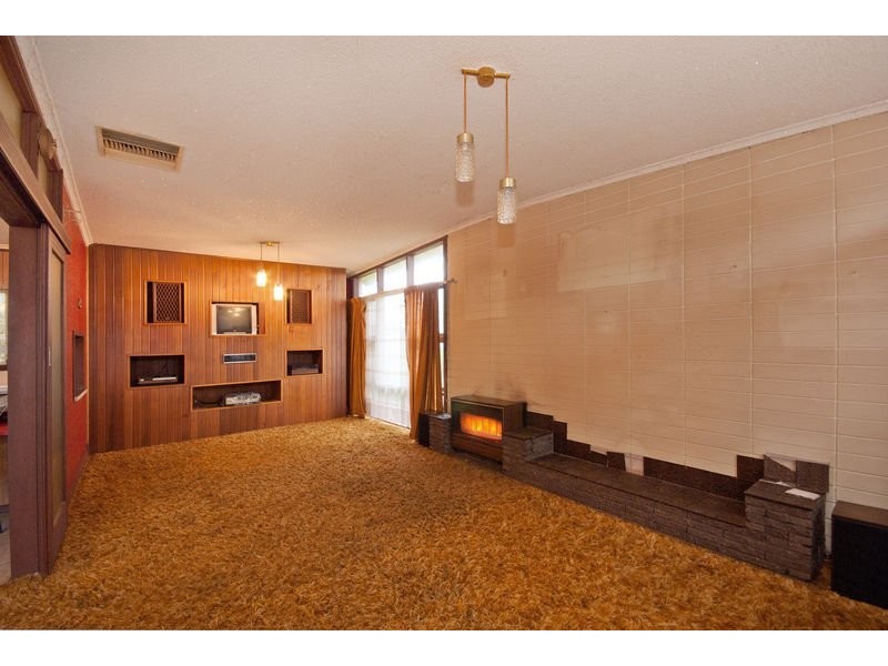 5 Quebec Drive, Para Hills SA 5096