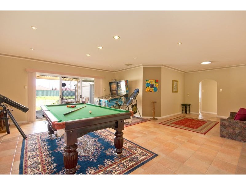 8 Douglas Street, Flinders Park SA 5025