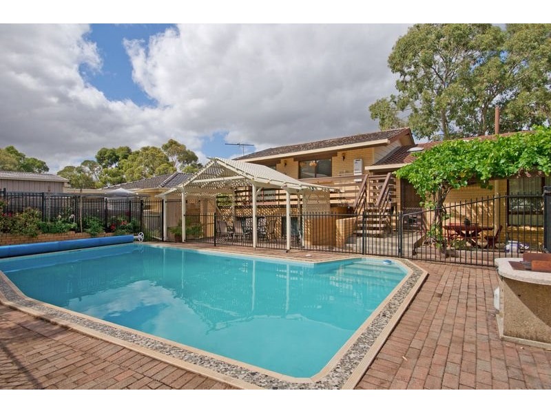 6 Chelsea Avenue, Flagstaff Hill SA 5159