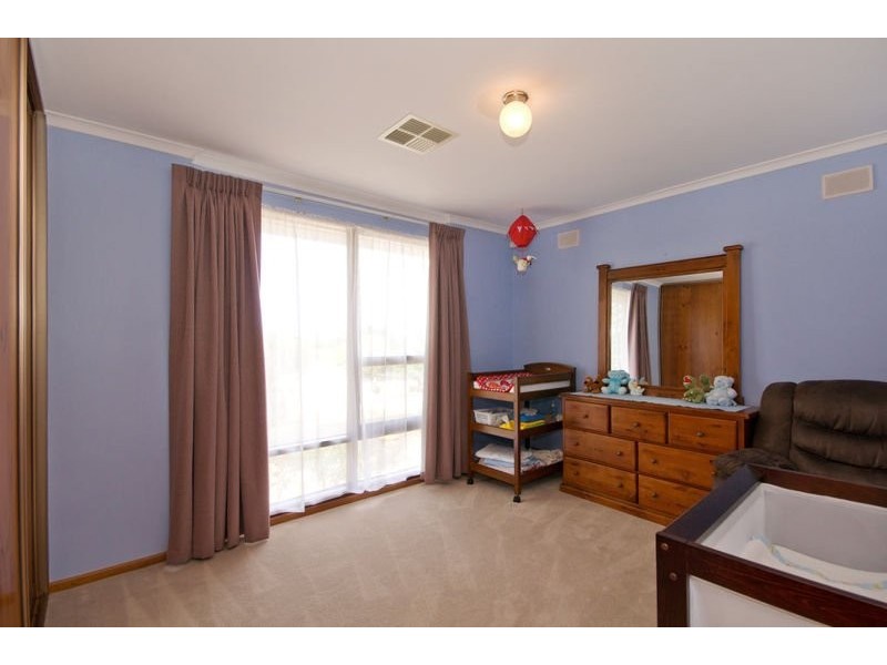 6 Chelsea Avenue, Flagstaff Hill SA 5159