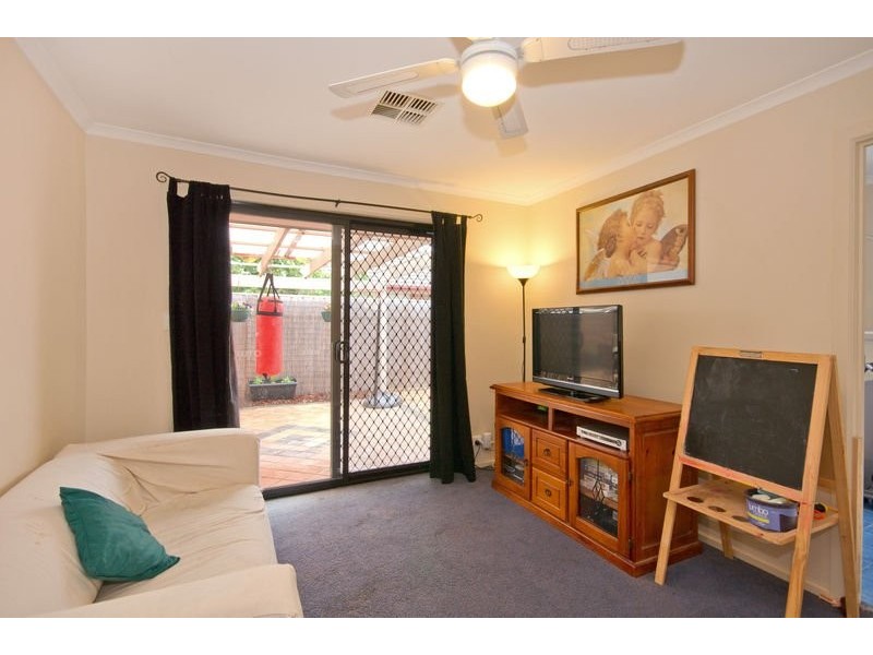 30 Mundulla Avenue, Woodcroft SA 5162