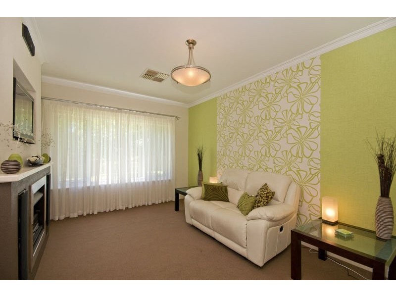 12 Meredith Avenue, Glengowrie SA 5044