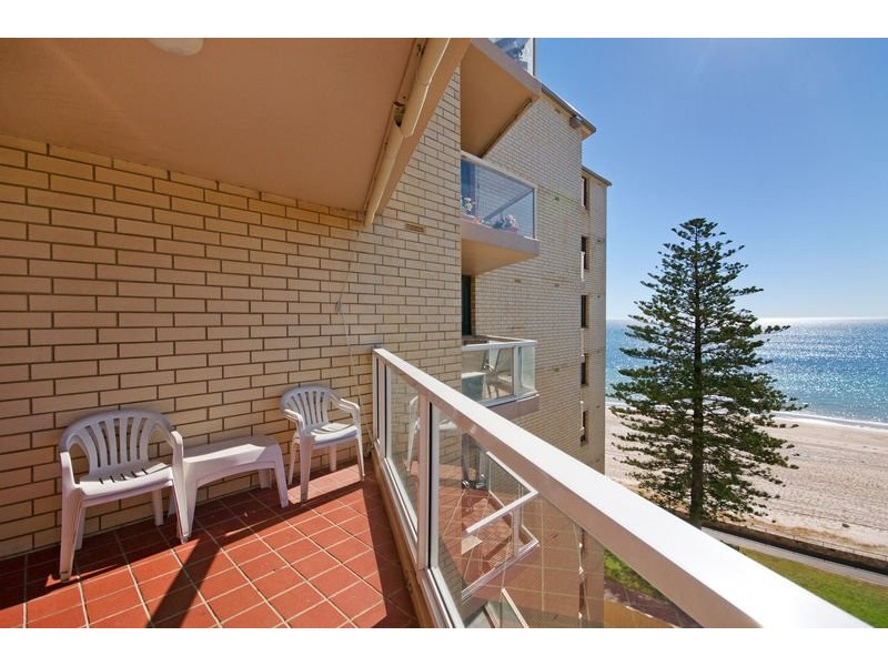 Unit 75/13 South Esplanade, Glenelg SA 5045
