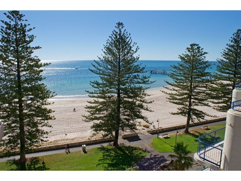 Unit 75/13 South Esplanade, Glenelg SA 5045
