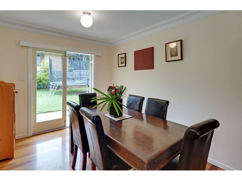 18 Palm Avenue, Holland Park West QLD 4121