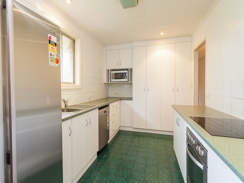 17 Algona Street, Holland Park West QLD 4121