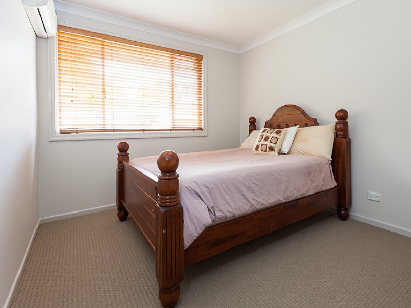 17 Algona Street, Holland Park West QLD 4121