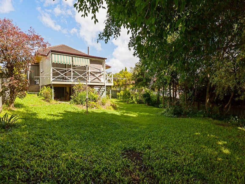 135 Hoff Street, Mount Gravatt East QLD 4122