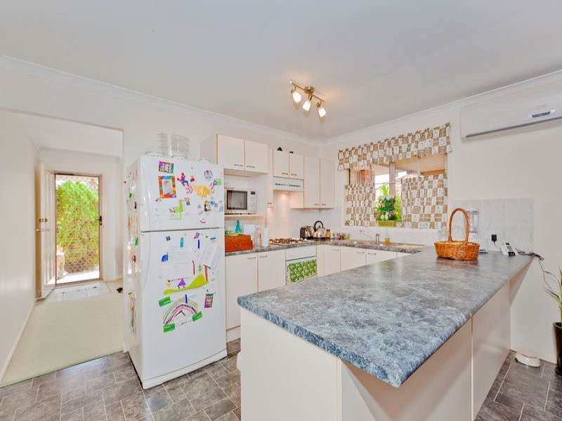 19 Robinson Crescent, Runcorn QLD 4113