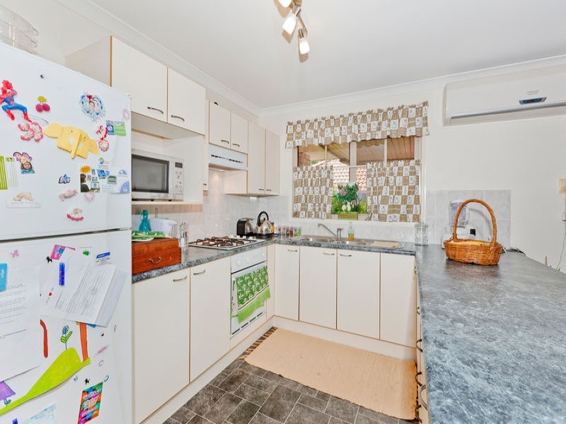 19 Robinson Crescent, Runcorn QLD 4113