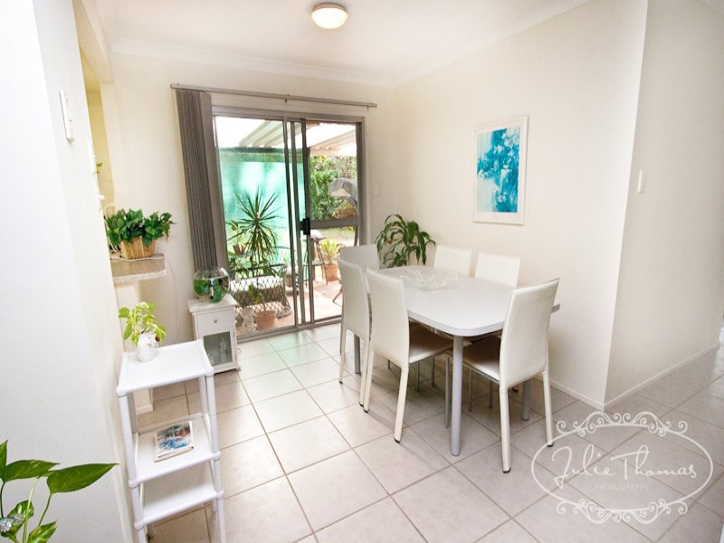 20 Avenell Street, Wishart QLD 4122