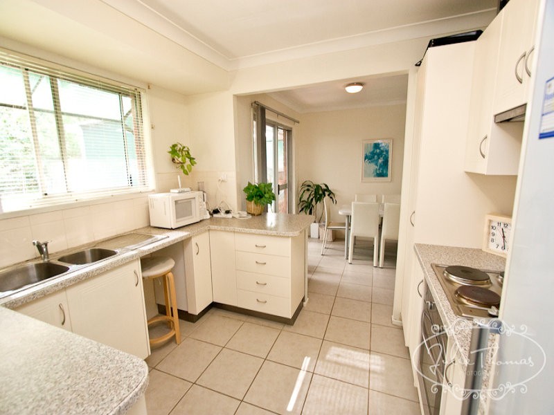 20 Avenell Street, Wishart QLD 4122