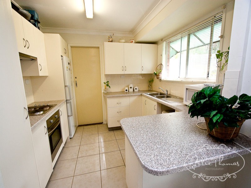 20 Avenell Street, Wishart QLD 4122