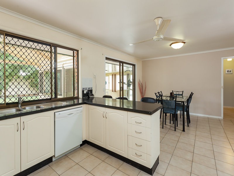 11 Allamanda Street, Runcorn QLD 4113