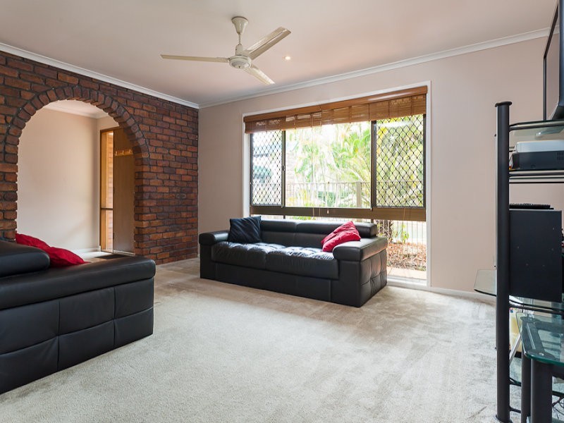 11 Allamanda Street, Runcorn QLD 4113