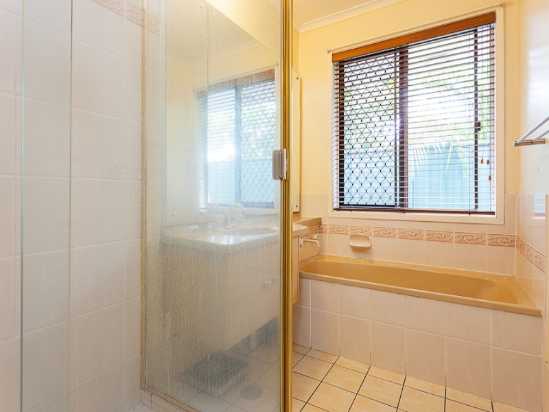 11 Allamanda Street, Runcorn QLD 4113