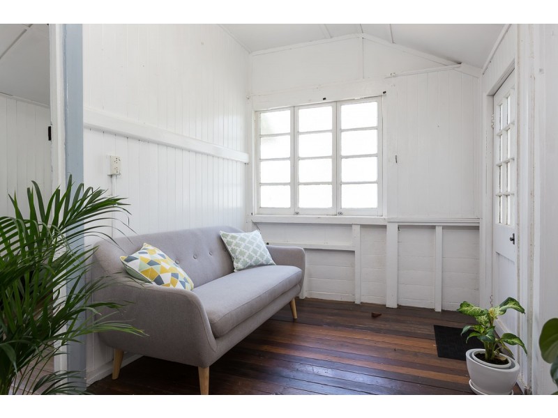 83 Buranda Street, Woolloongabba QLD 4102