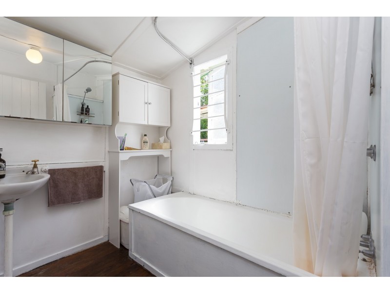 83 Buranda Street, Woolloongabba QLD 4102