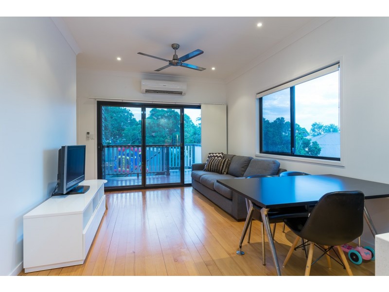 16 Servius Avenue, Seven Hills QLD 4170