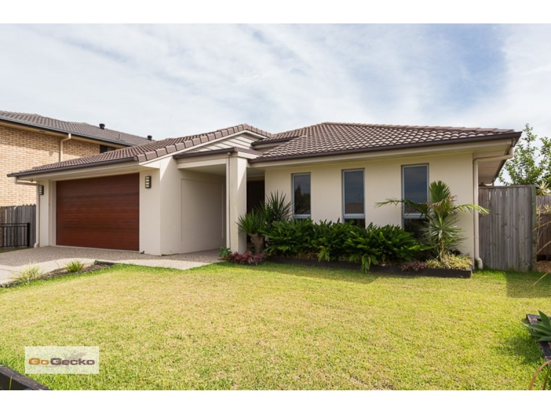 3 Alexander Close, Mackenzie QLD 4156