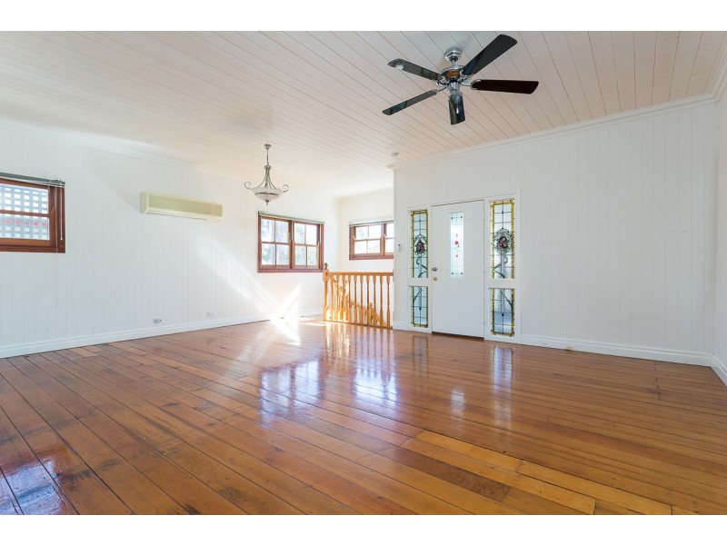 28 Taylor Street, Woolloongabba QLD 4102