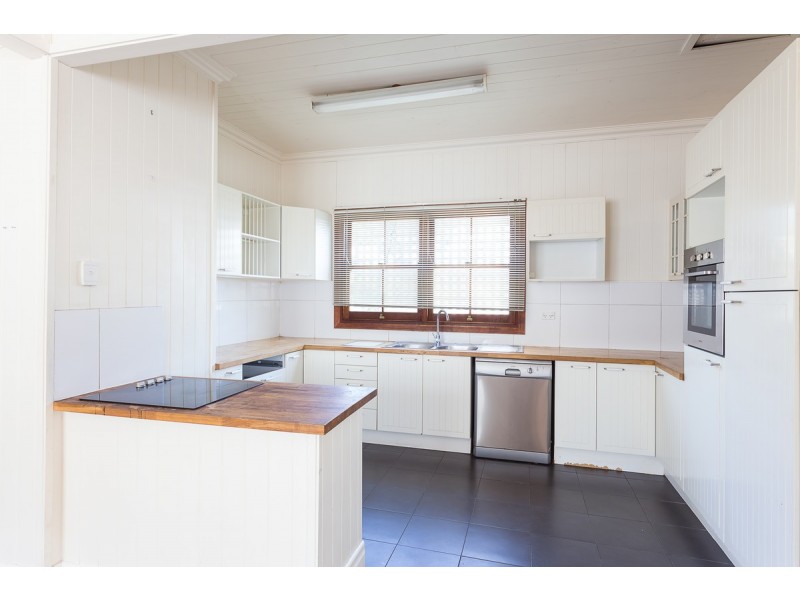 28 Taylor Street, Woolloongabba QLD 4102