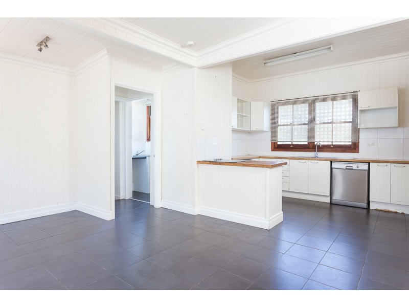 28 Taylor Street, Woolloongabba QLD 4102