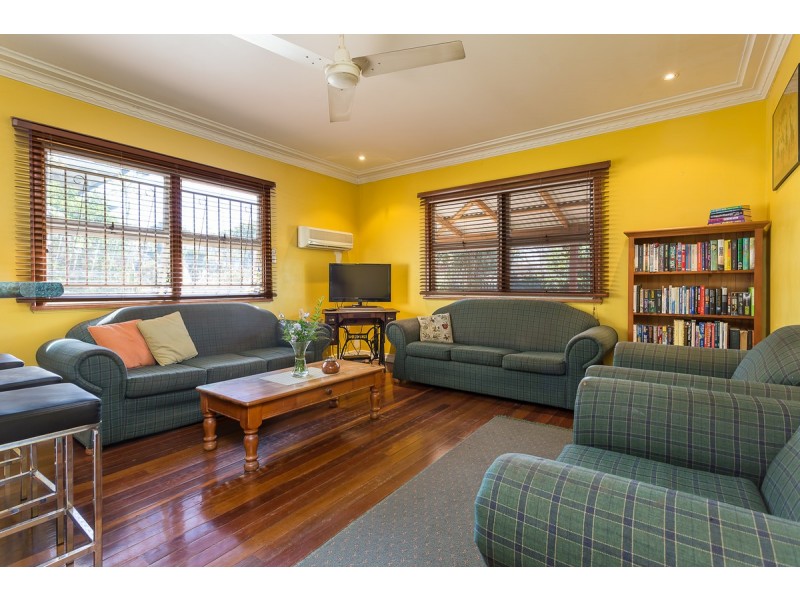 11 Hillgrove Street, Upper Mount Gravatt QLD 4122