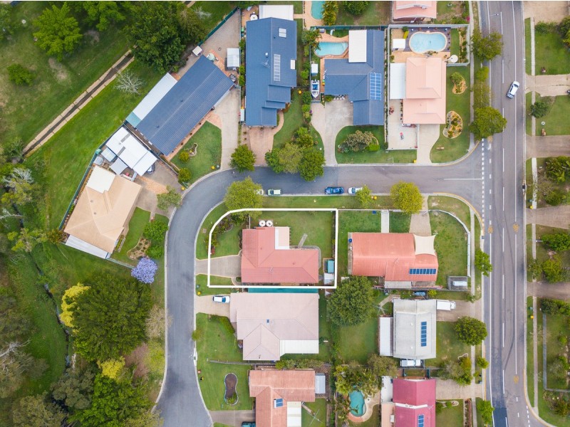 6 Malinya Place, Wishart QLD 4122